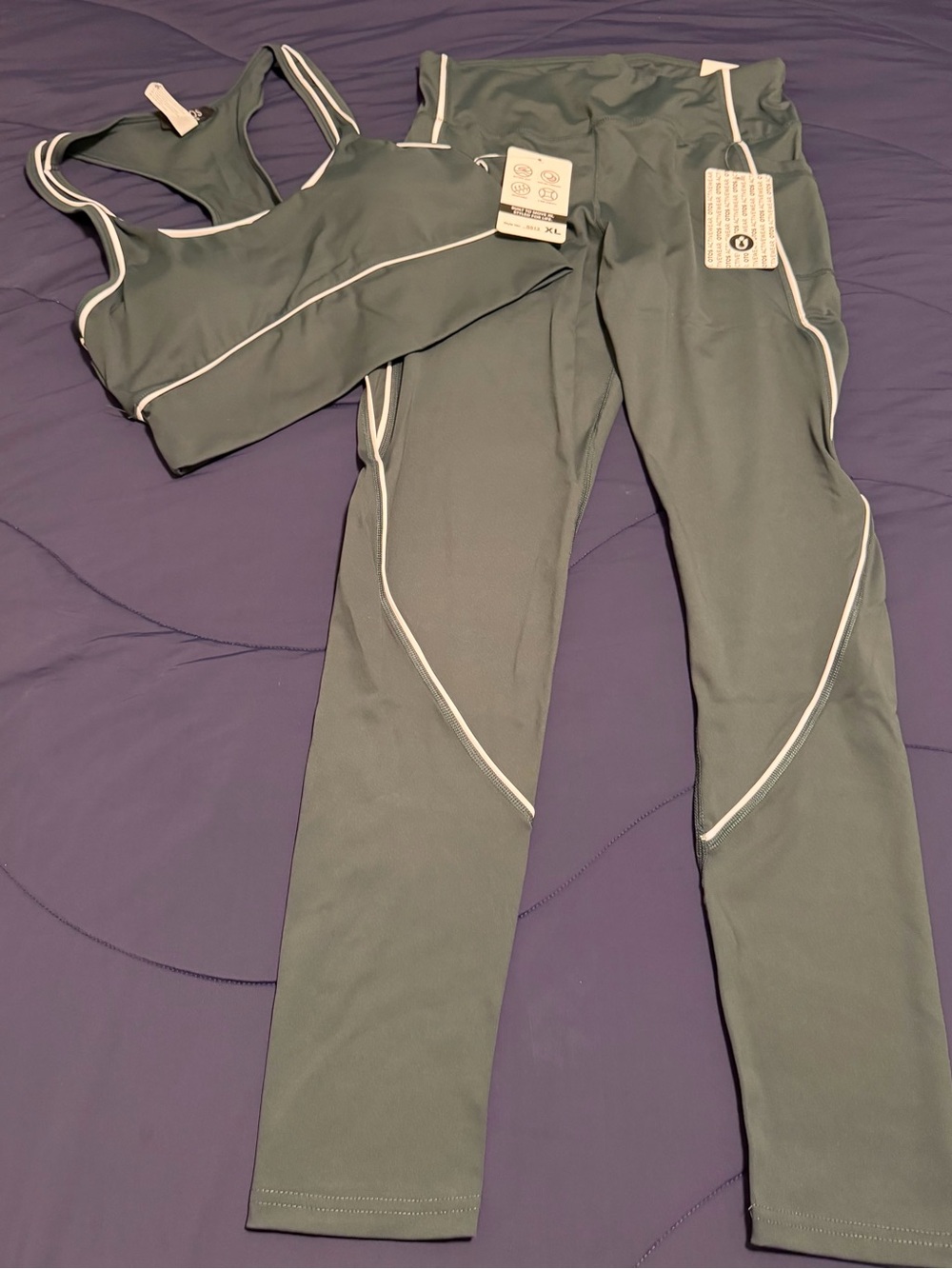 New Otos New York matching Sports Bra & leggings